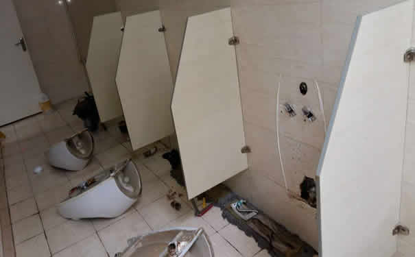 阿拉善右通下水